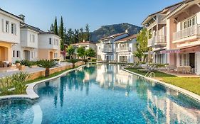 Portvillas By Villa Safiya